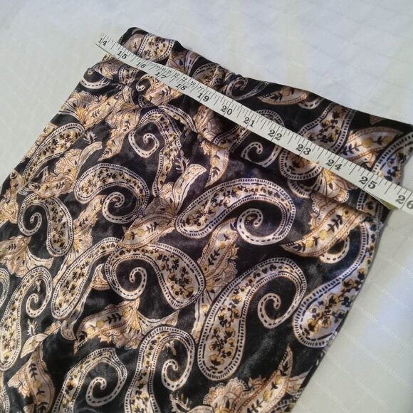 Stretch velvet and spandex leggings with paisley pattern Small - Picture 5 of 6